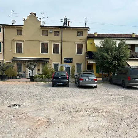 Genovesa 42 Appartamento *